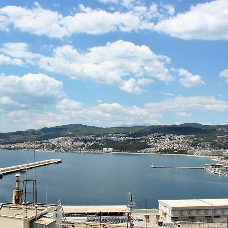 Old Town Apartment With Sea View 카발라 외부 사진