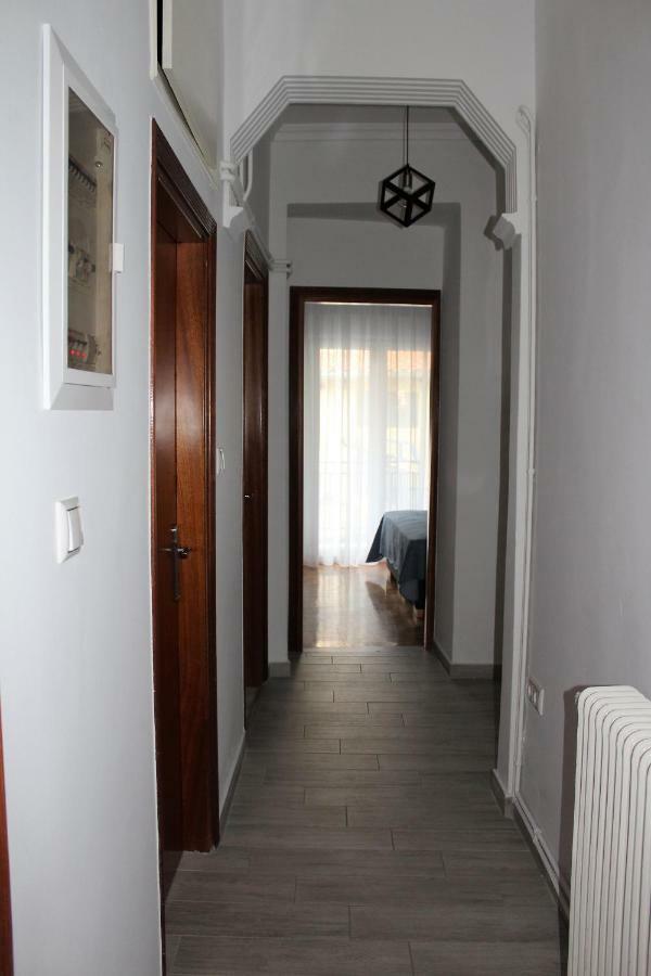 Old Town Apartment With Sea View 카발라 외부 사진