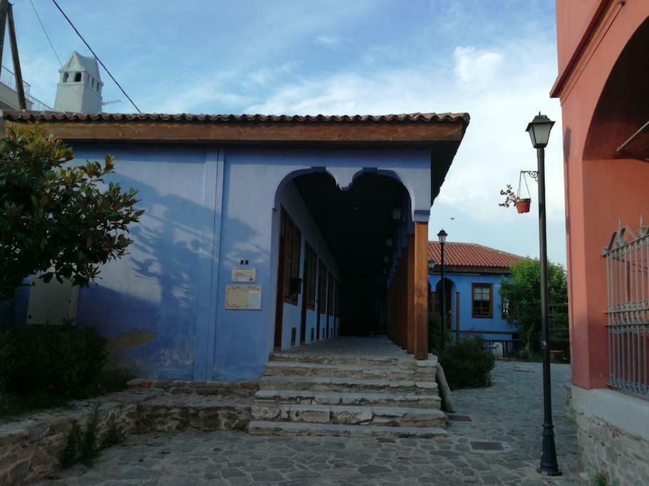 Old Town Apartment With Sea View 카발라 외부 사진