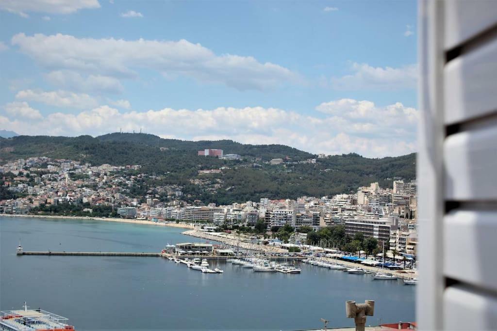 Old Town Apartment With Sea View 카발라 외부 사진