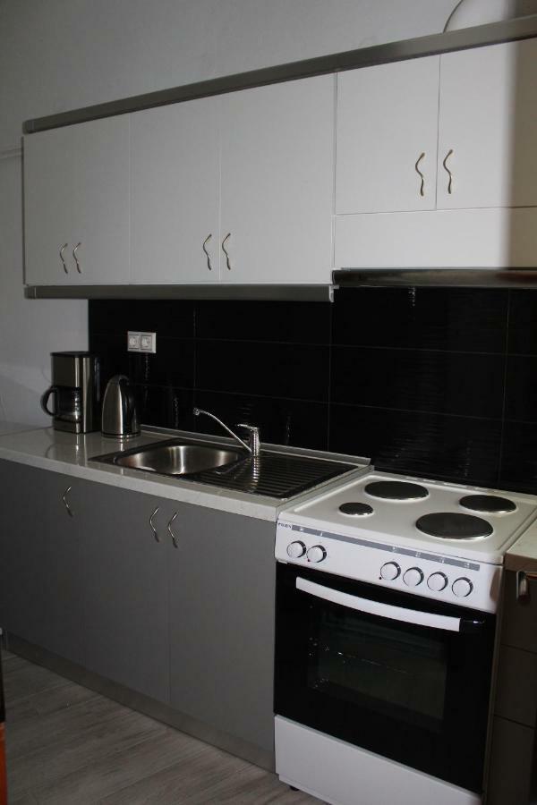 Old Town Apartment With Sea View 카발라 외부 사진
